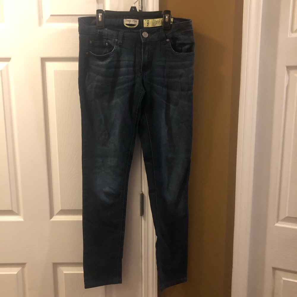 Dark wash super soft jeans -worn once!